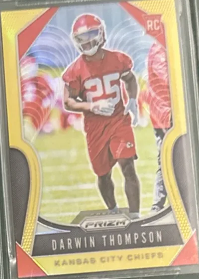 2019 Prizm NFL Darwin Thompson Rookies #400 True Gold