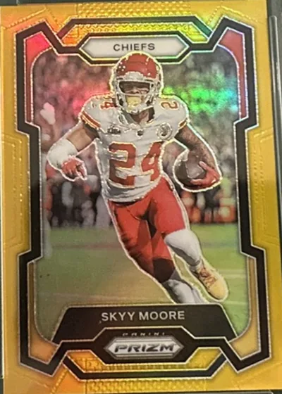 2023 Prizm NFL Skyy Moore Base #150 True Gold